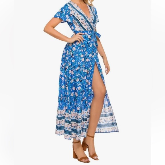 Chic Blue Floral Wrap Maxi Dress - Picture 2 of 7